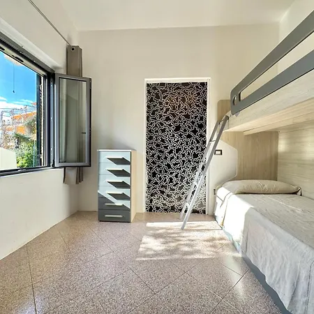 Breeze House *